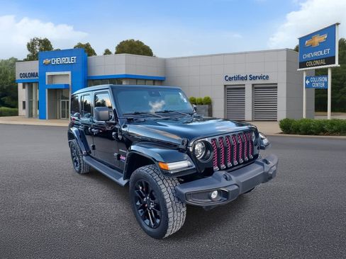 Used 2021 Jeep Wrangler Unlimited Sahara w/ Cold Weather Group image 2