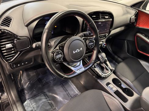 Certified 2024 Kia Soul GT-Line w/ Option Group 020 image 16