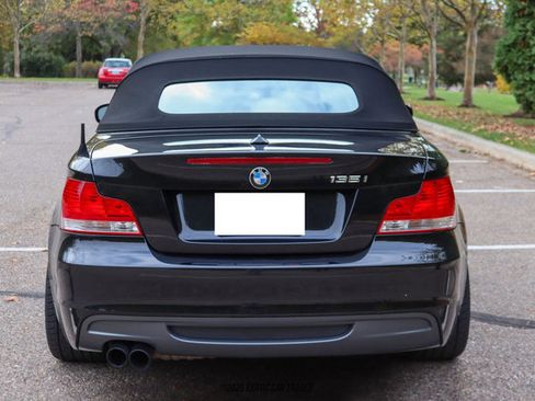 Used 2010 BMW 135i Convertible image 15