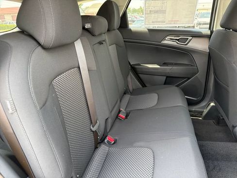 New 2026 Kia Sportage LX FWD image 23