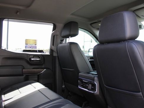 Used 2021 GMC Sierra 1500 SLT image 19