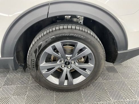 Used 2023 Ford Explorer XLT w/ Equipment Group 202A image 31