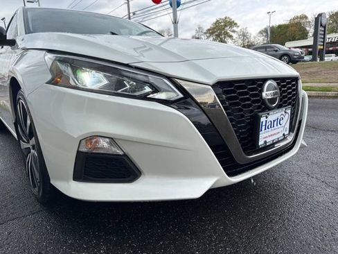 Used 2021 Nissan Altima 2.5 SR w/ SR Premium Package AWD/4WD image 25