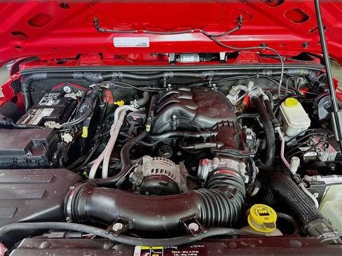 Used 2017 Jeep Wrangler Sport w/ Quick Order Package 24S image 24