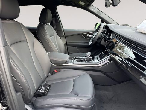 New 2026 Audi Q7 2.0T Premium image 15
