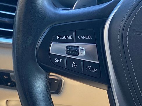 Used 2019 BMW X5 xDrive40i w/ Executive Package image 7