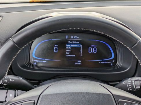Used 2024 Hyundai Venue SEL image 19