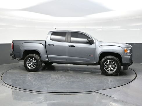 Used 2022 GMC Canyon AT4 image 8