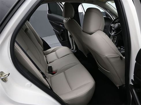 Certified 2023 MAZDA CX-30 AWD 2.5 S w/ Preferred Package image 26