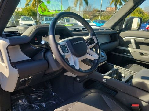 Used 2024 Land Rover Defender 110 X-Dynamic SE image 20