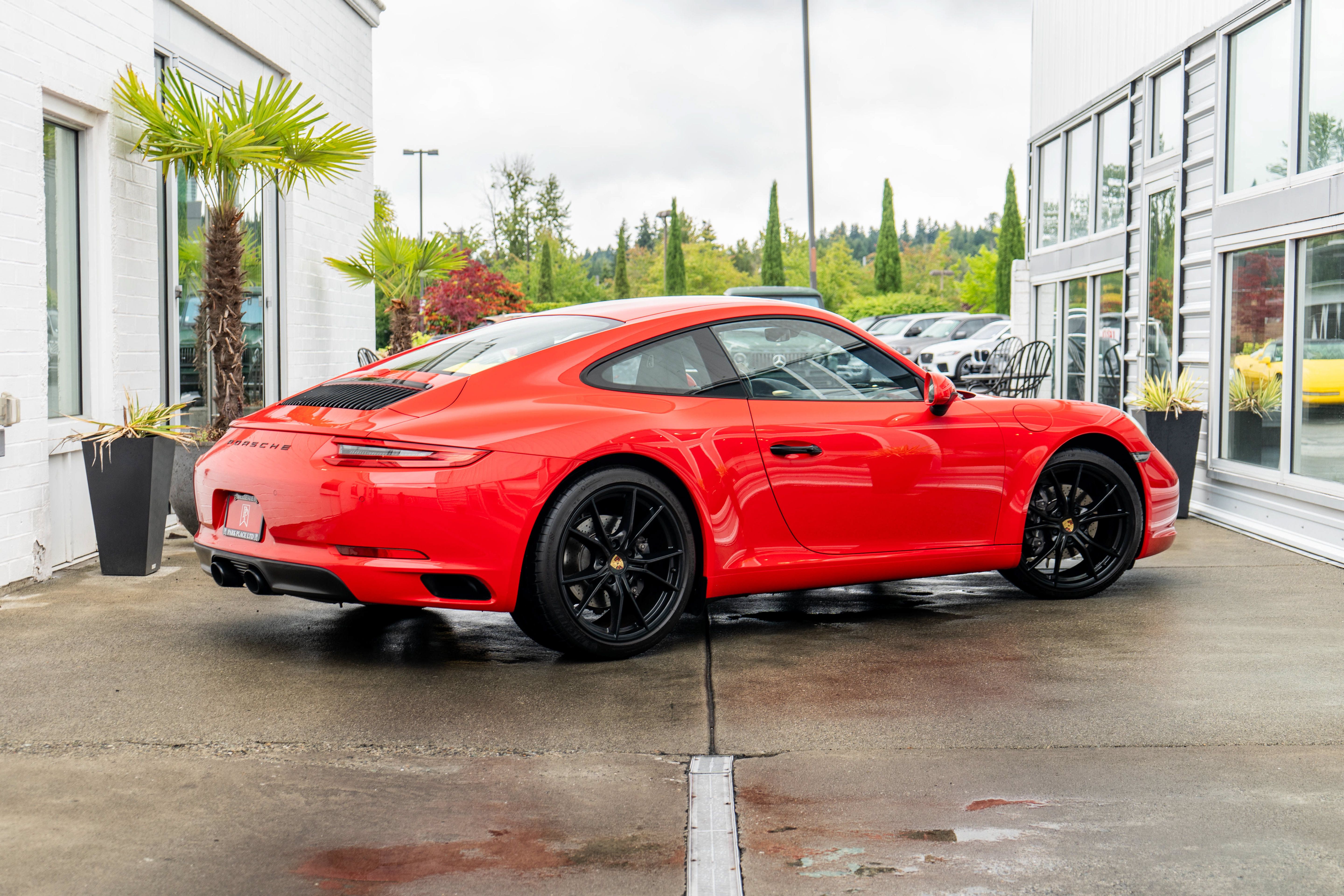 Used 2018 Porsche 911 Carrera RWD image 8