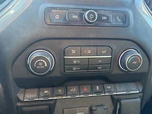 Used 2022 Chevrolet Silverado 1500 Custom image 11