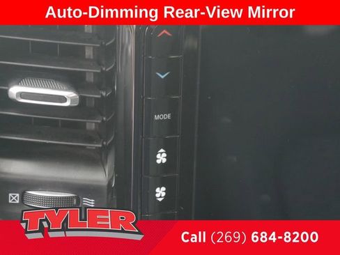 Used 2025 RAM 1500 Big Horn AWD/4WD image 30