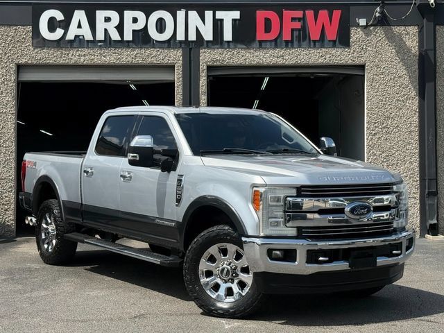 Used 2017 Ford F250 Lariat w/ Lariat Ultimate Package AWD/4WD image 2