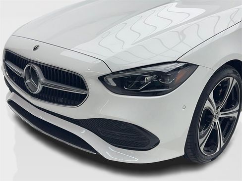Used 2024 Mercedes-Benz C 300 Sedan image 5