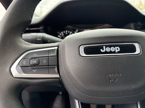 Certified 2023 Jeep Compass Altitude image 37