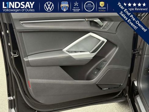 Used 2023 Audi Q3 2.0T Premium Plus image 9