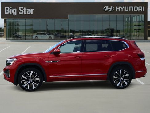 Used 2024 Volkswagen Atlas SEL Premium R-Line AWD/4WD image 2