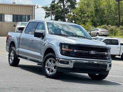 Used 2025 Ford F150 XLT w/ Equipment Group 301A Standard AWD/4WD image 42