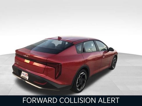 Used 2025 Kia K4 EX image 5