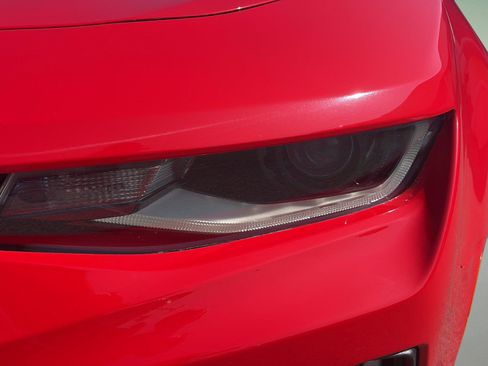 Used 2017 Chevrolet Camaro LT RWD image 46