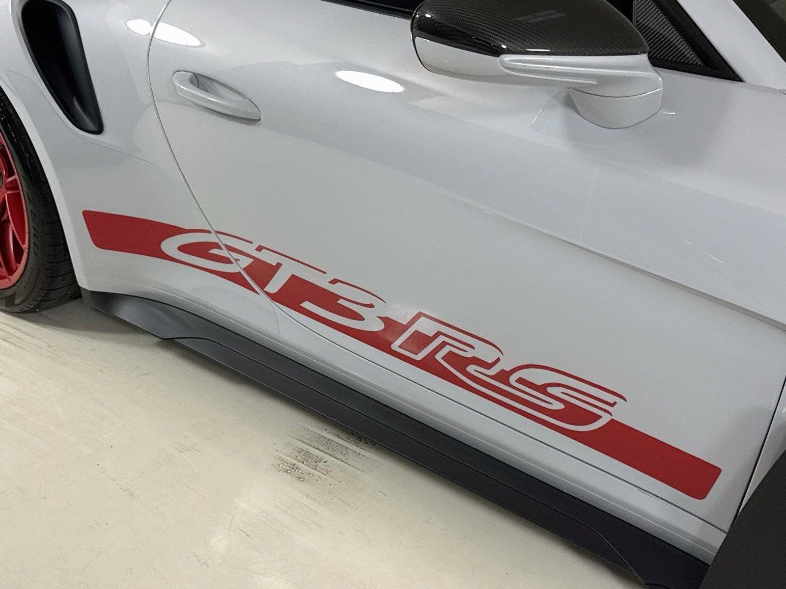 Used 2025 Porsche 911 GT3 RS RWD image 36