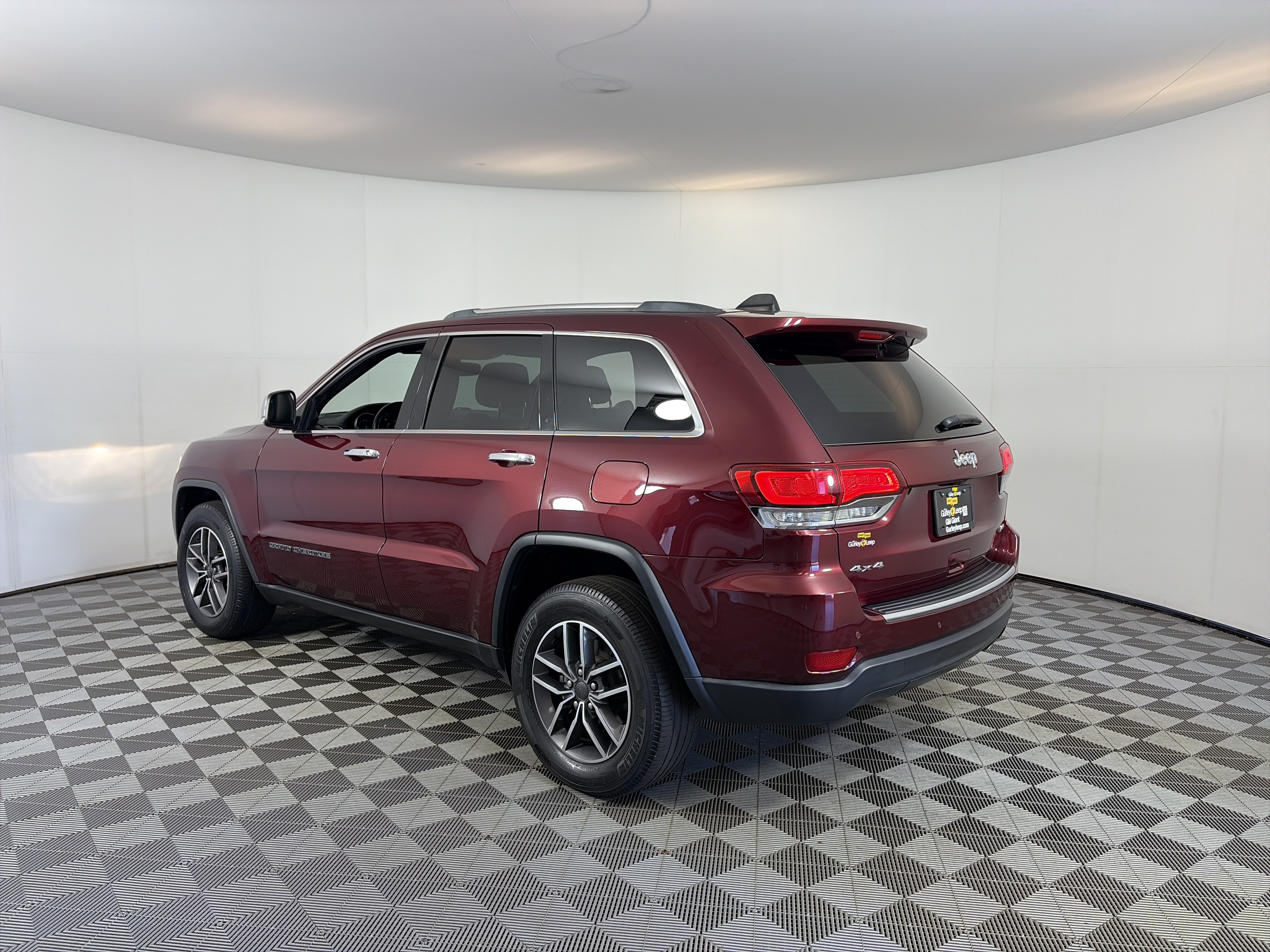 Used 2020 Jeep Grand Cherokee Limited AWD/4WD image 8