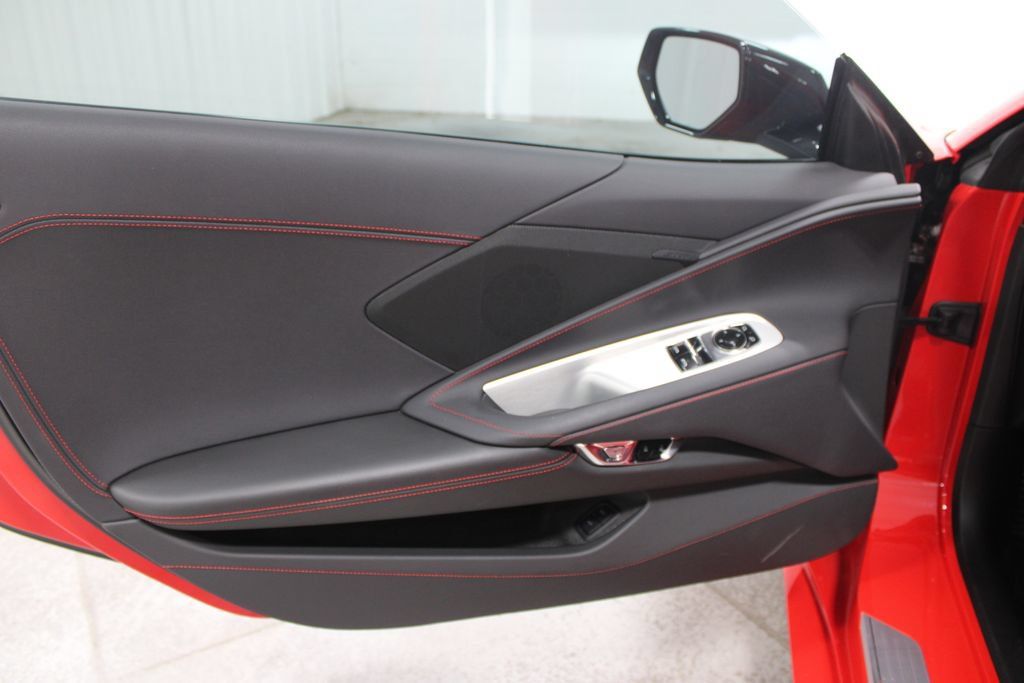 Used 2024 Chevrolet Corvette Stingray Coupe w/ 1LT RWD image 25