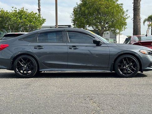 Used 2022 Honda Civic Sport image 3