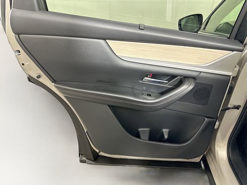 Used 2024 MAZDA CX-90 3.3 Turbo w/ Preferred Plus image 28