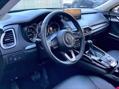 Used 2023 MAZDA CX-9 Touring image 17