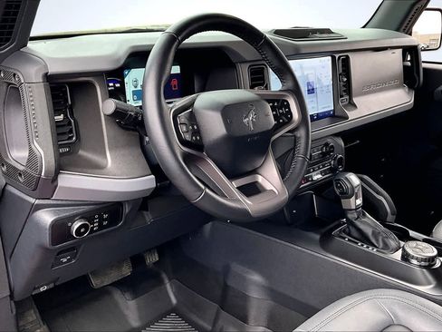 Used 2024 Ford Bronco Big Bend image 2