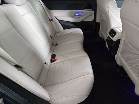 Used 2024 Mercedes-Benz GLE 350 4MATIC image 21
