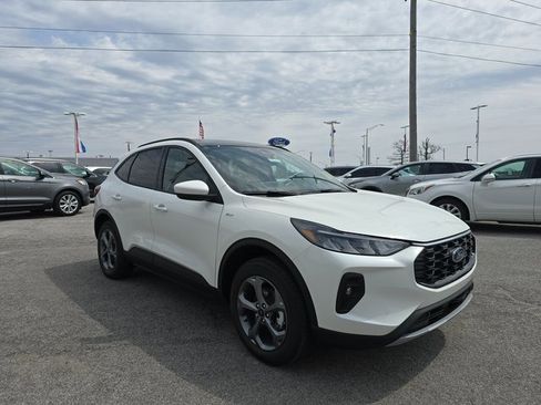 New 2025 Ford Escape ST-Line Select w/ Tech Pack #1 AWD/4WD image 3