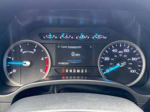 Used 2019 Ford F250 XLT image 9