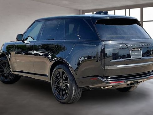 New 2026 Land Rover Range Rover SE AWD/4WD image 3