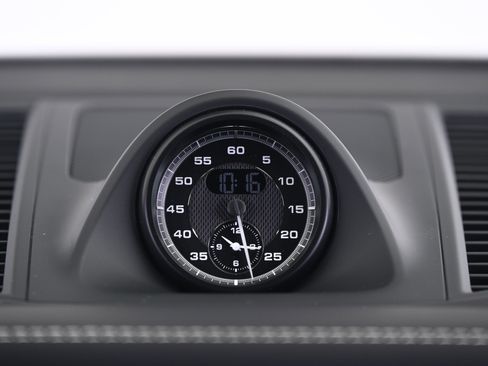 Used 2026 Porsche Macan GTS image 33