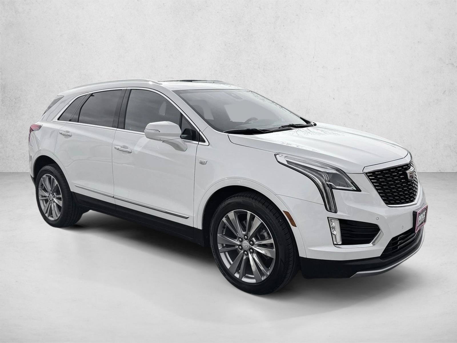Used 2024 Cadillac XT5 Premium Luxury AWD/4WD image 3