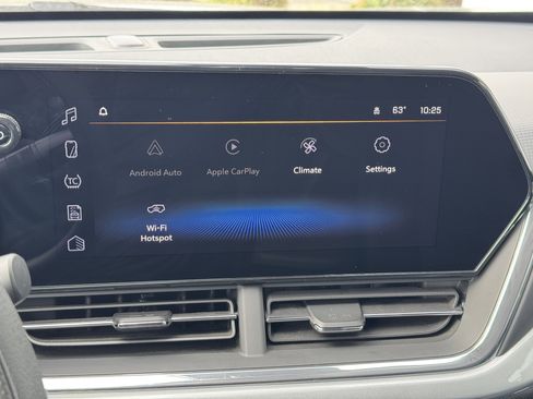 Used 2025 Chevrolet Trax LT image 26