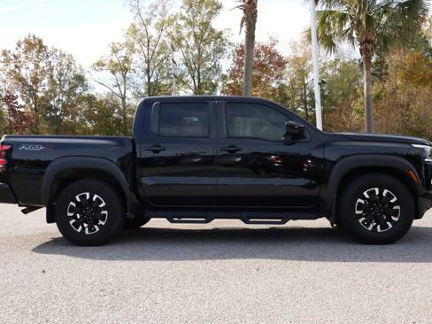 Used 2023 Nissan Frontier Pro-X w/ Technology Package image 2