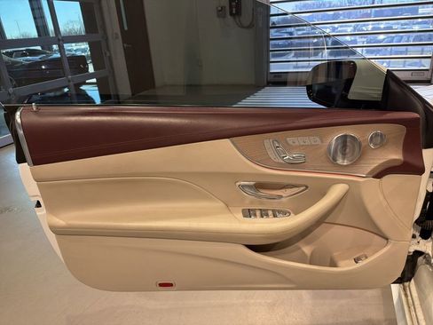 Used 2018 Mercedes-Benz E 400 4MATIC Coupe image 12