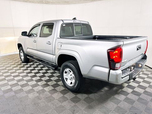 Used 2021 Toyota Tacoma SR AWD/4WD image 5