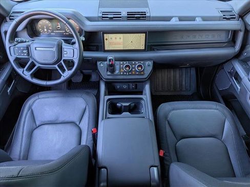 Certified 2023 Land Rover Defender 90 X-Dynamic SE image 19