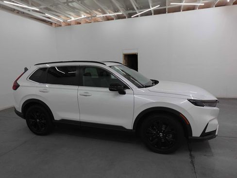 Used 2023 Honda CR-V Sport Touring image 4