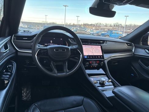 Used 2023 Jeep Grand Cherokee L Overland image 30