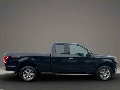 Used 2017 Ford F150 XLT w/ Equipment Group 301A Mid AWD/4WD image 4