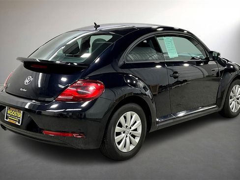 Used 2019 Volkswagen Beetle 2.0T S image 5