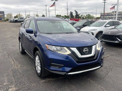 Used 2019 Nissan Rogue S w/ Special Edition Package AWD/4WD image 3