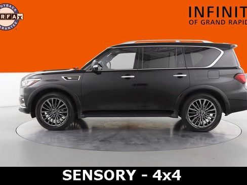 Used 2024 INFINITI QX80 Sensory image 6
