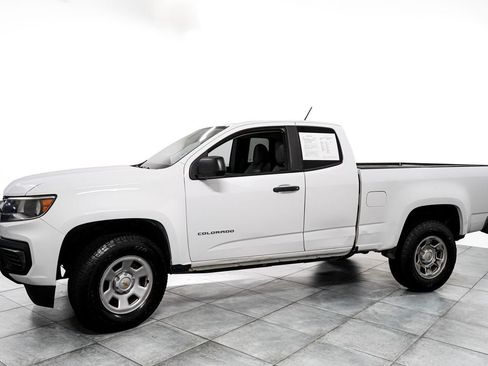 Used 2022 Chevrolet Colorado W/T w/ WT Convenience Package RWD image 4